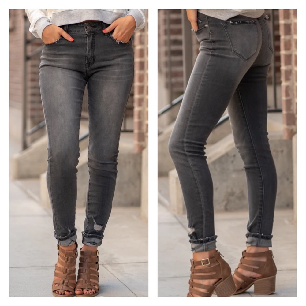 NWT KanCan Kan Can Denim Gray Dark Wash Distressed High Rise Skinny Jeans